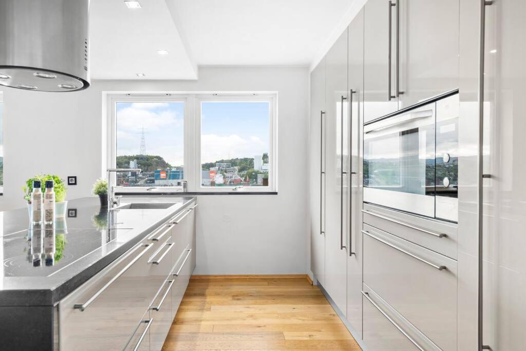 Penthouse Leilighet 200 Kvm Vakker Sjoutsikt. Lejlighed Bergen Eksteriør billede